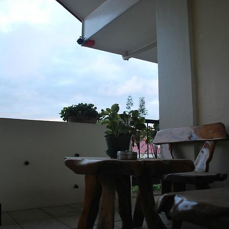 Lazea Tagaytay Inn Tagaytay City Ngoại thất bức ảnh
