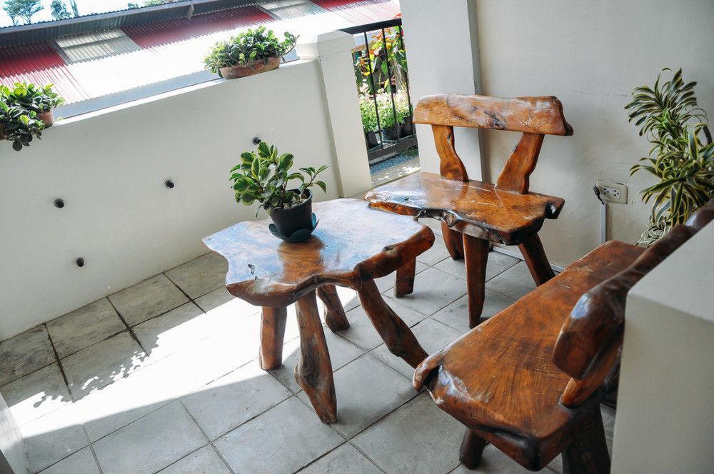 Lazea Tagaytay Inn Tagaytay City Ngoại thất bức ảnh
