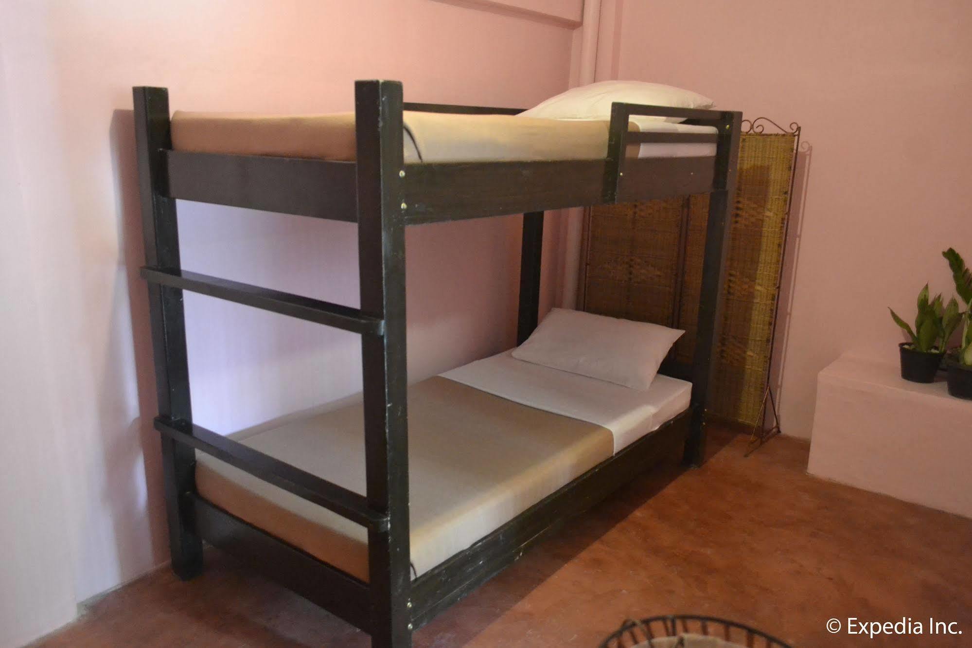Lazea Tagaytay Inn Tagaytay City Ngoại thất bức ảnh