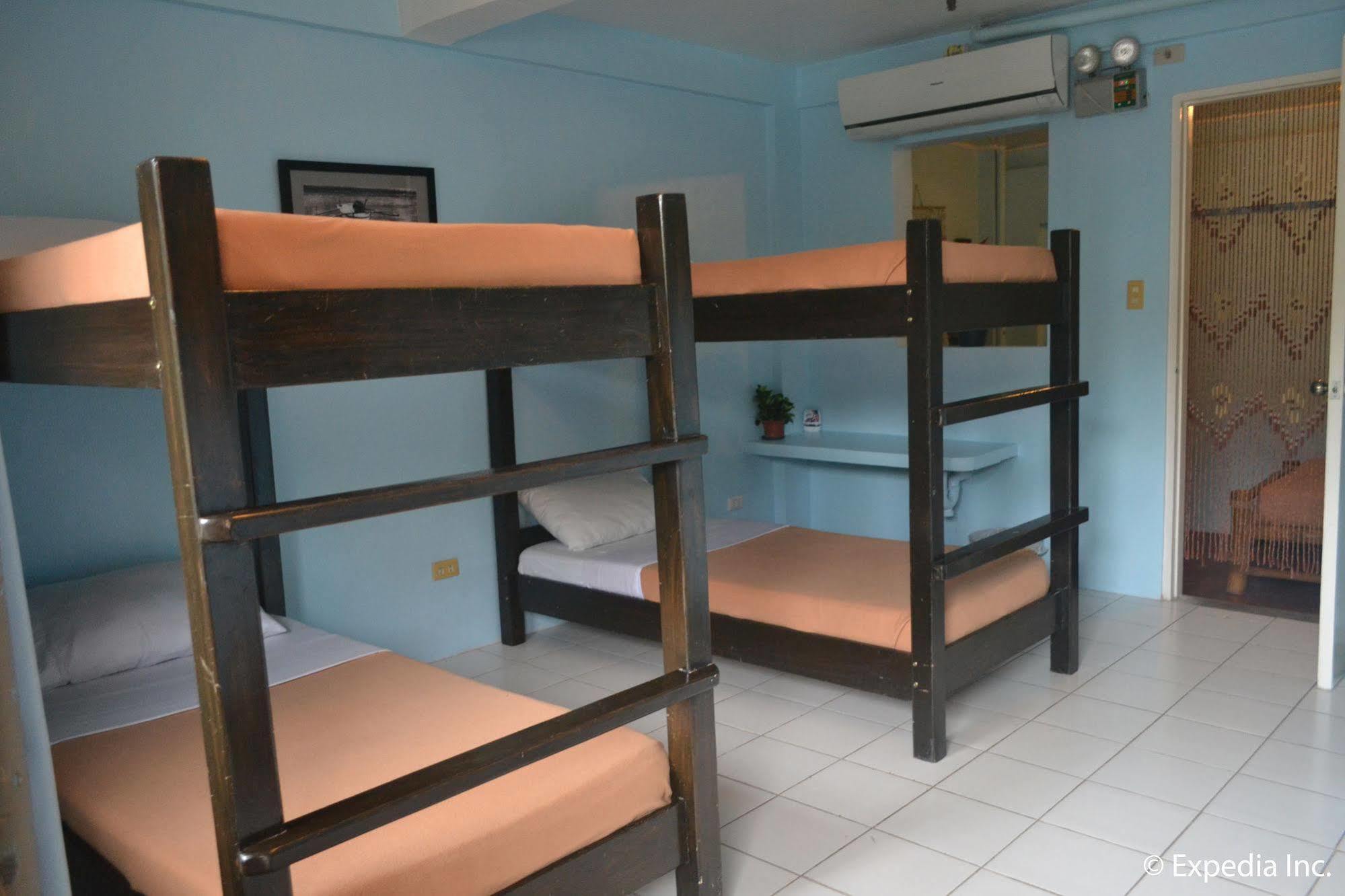 Lazea Tagaytay Inn Tagaytay City Ngoại thất bức ảnh